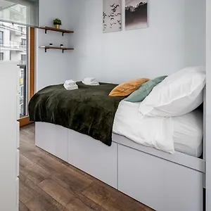 Апартаменты Apartament Ks Kasprzaka Street 26, Варшава